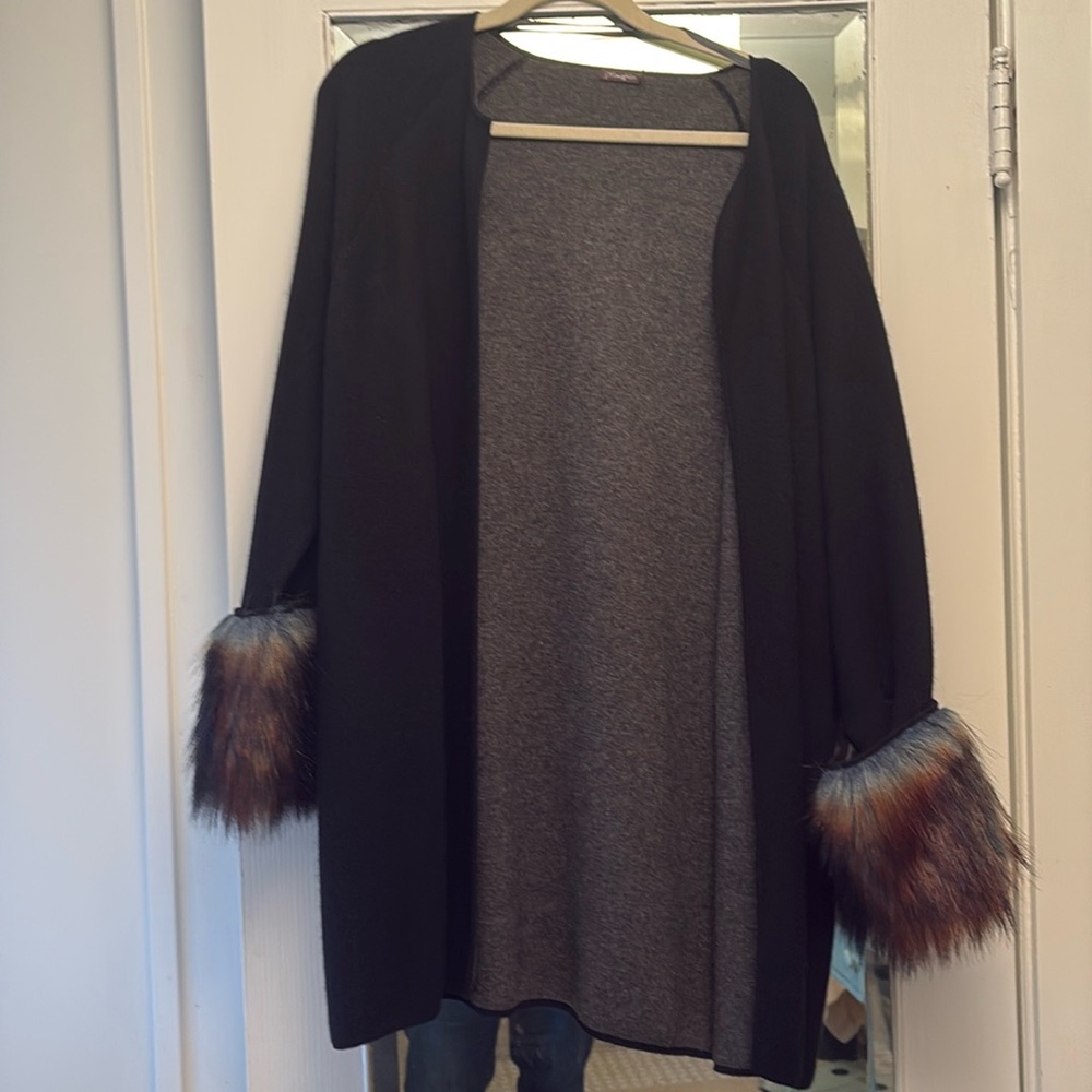 JM  McLaughlin cardigan